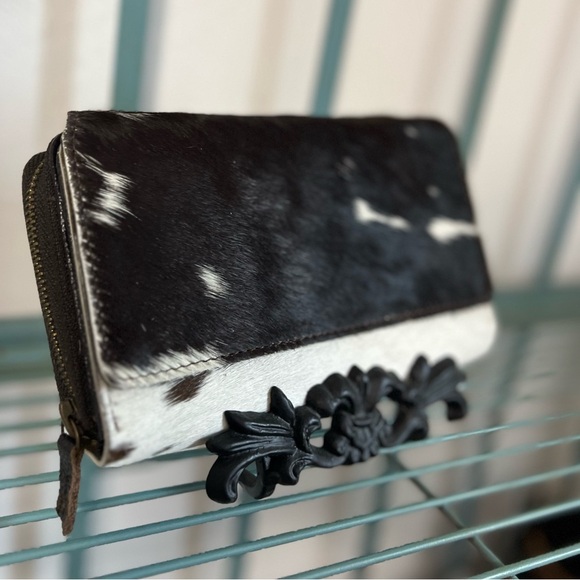 New Large Brown Genuine Leather Cowhide Flap Handmade womens Wallet Gift Western - Picture 4 of 5